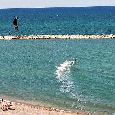 فندق La Casa Dei Nonni Al Mare باري المظهر الخارجي الصورة